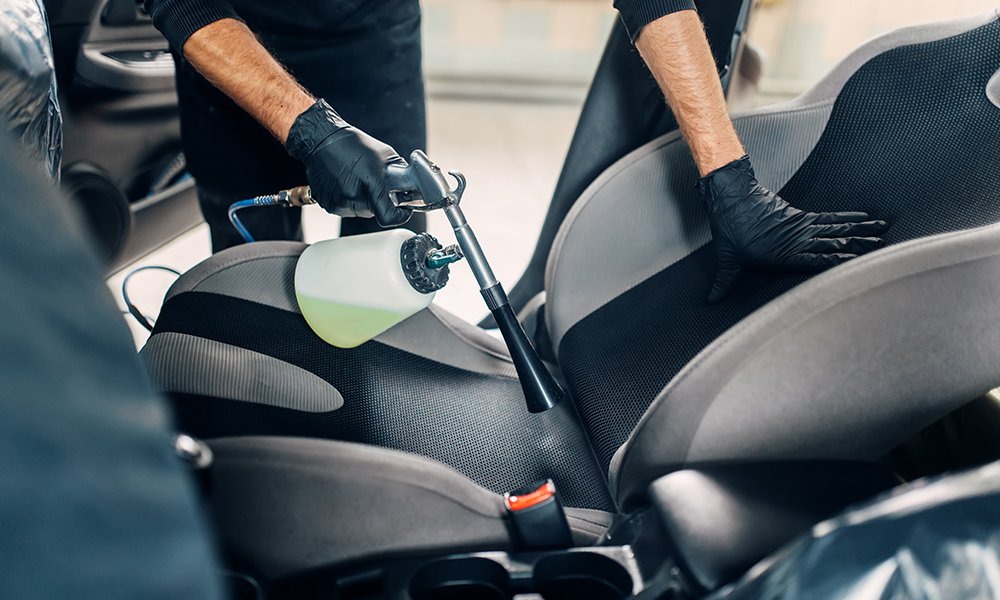 Brilloto nettoyage et lavage auto à Harnes, centre esthétique automobile sur le secteur de Lens, Carvin, Courrière, Liévin et ces alentour.